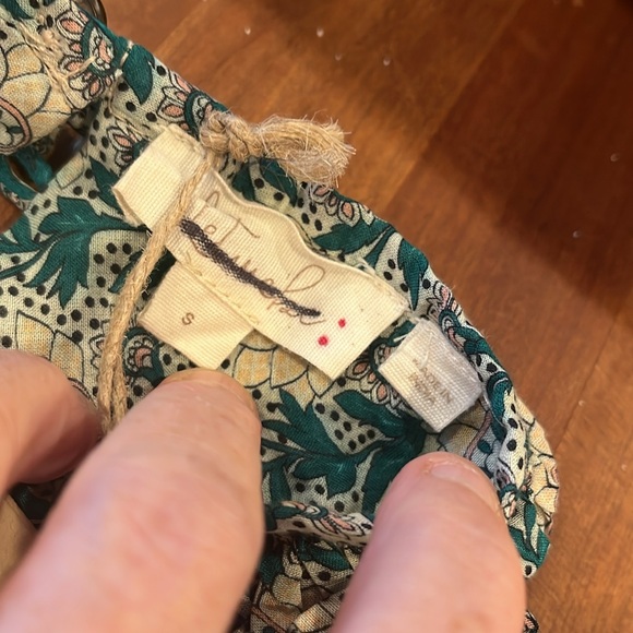 Let Me Be top🌿 - Picture 9 of 12